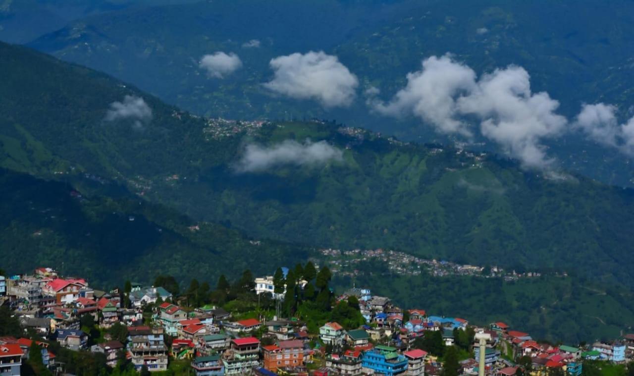 Eagle'S Nest Homestay Darjeeling  Dış mekan fotoğraf